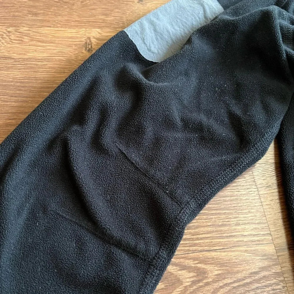 First Ascent Fleece Half Zip Sweater - Picture 7 of 9